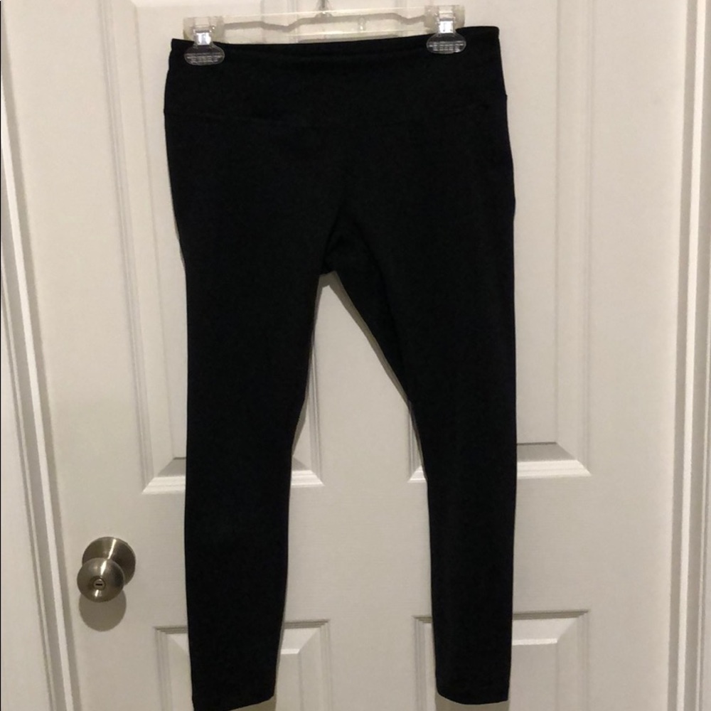 Zella capri leggings with mesh panel